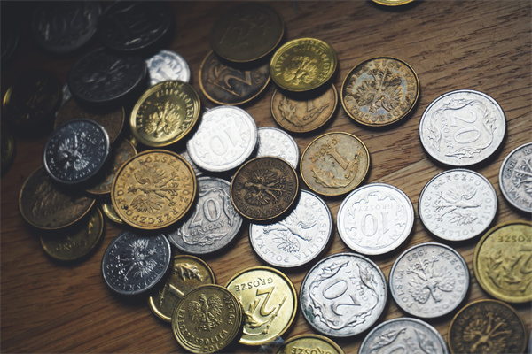 金饰价格半个月跌近50元！下半年，黄金继续降？